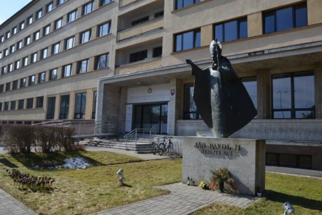 Katolícka univerzita v rebríčku spokojnosti druhá v republike