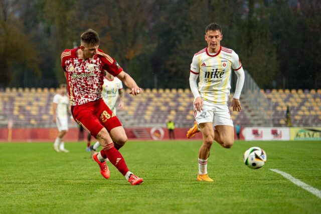 Prehra by mrzela, aj keby súper nedohrával s desiatimi mužmi