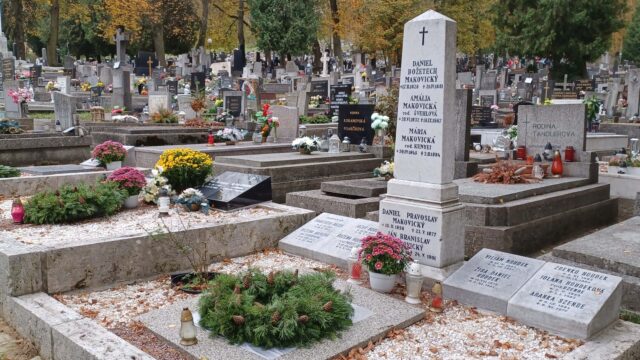 Podaj pomocnú ruku na cintoríne, na preddušičkovej brigáde