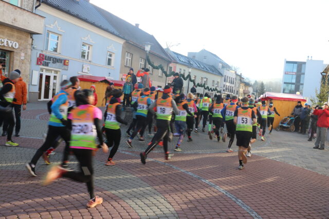 Sviatočný beh v Ružomberku bol opäť veľkou vábničkou