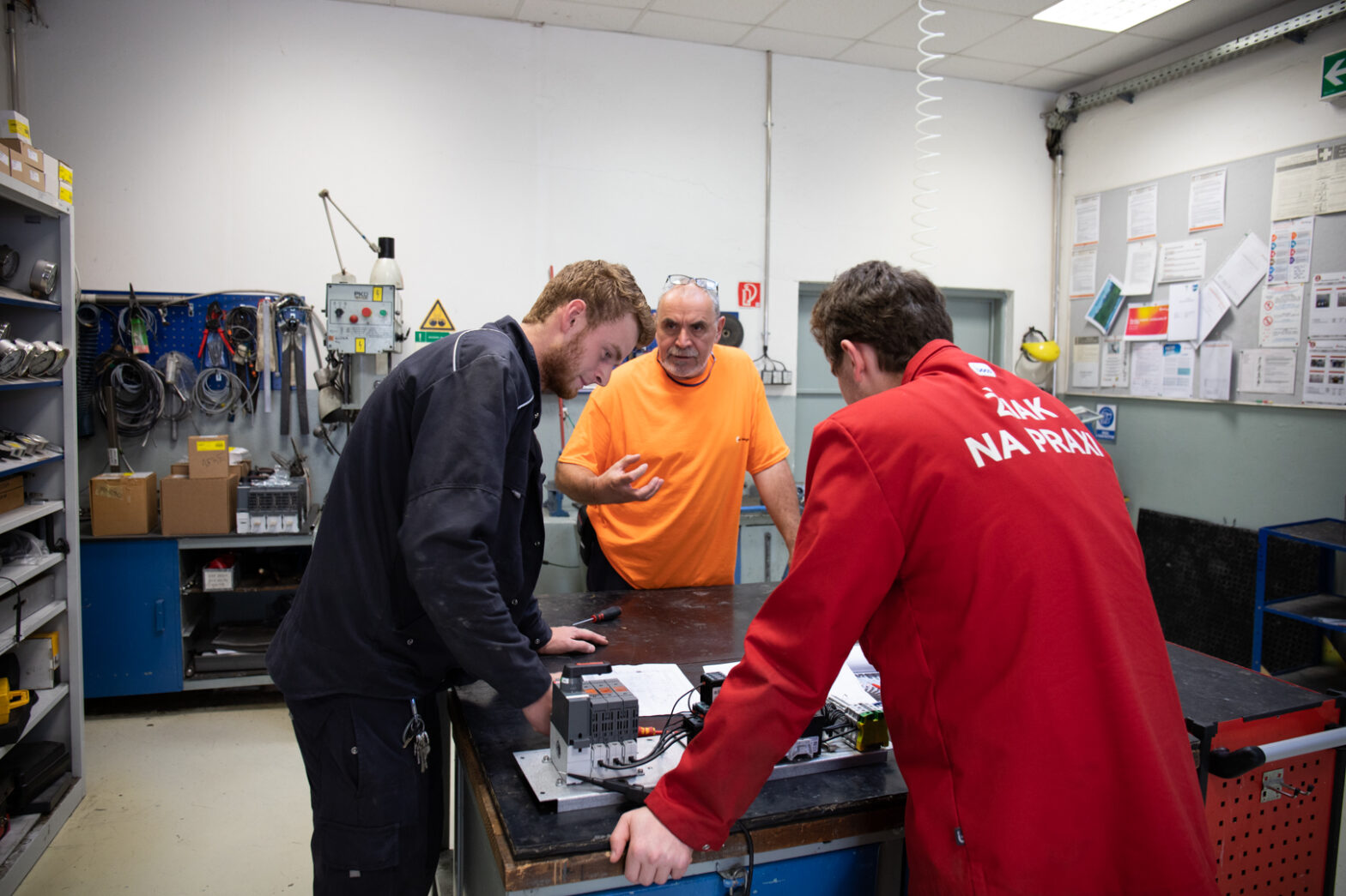 Praktické vyučovanie v papierňach