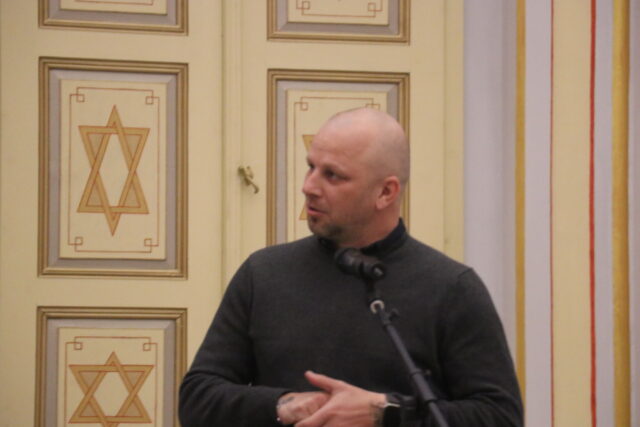 M. Sapara: Tréner sa trafil do chémie, ktorú namiešal