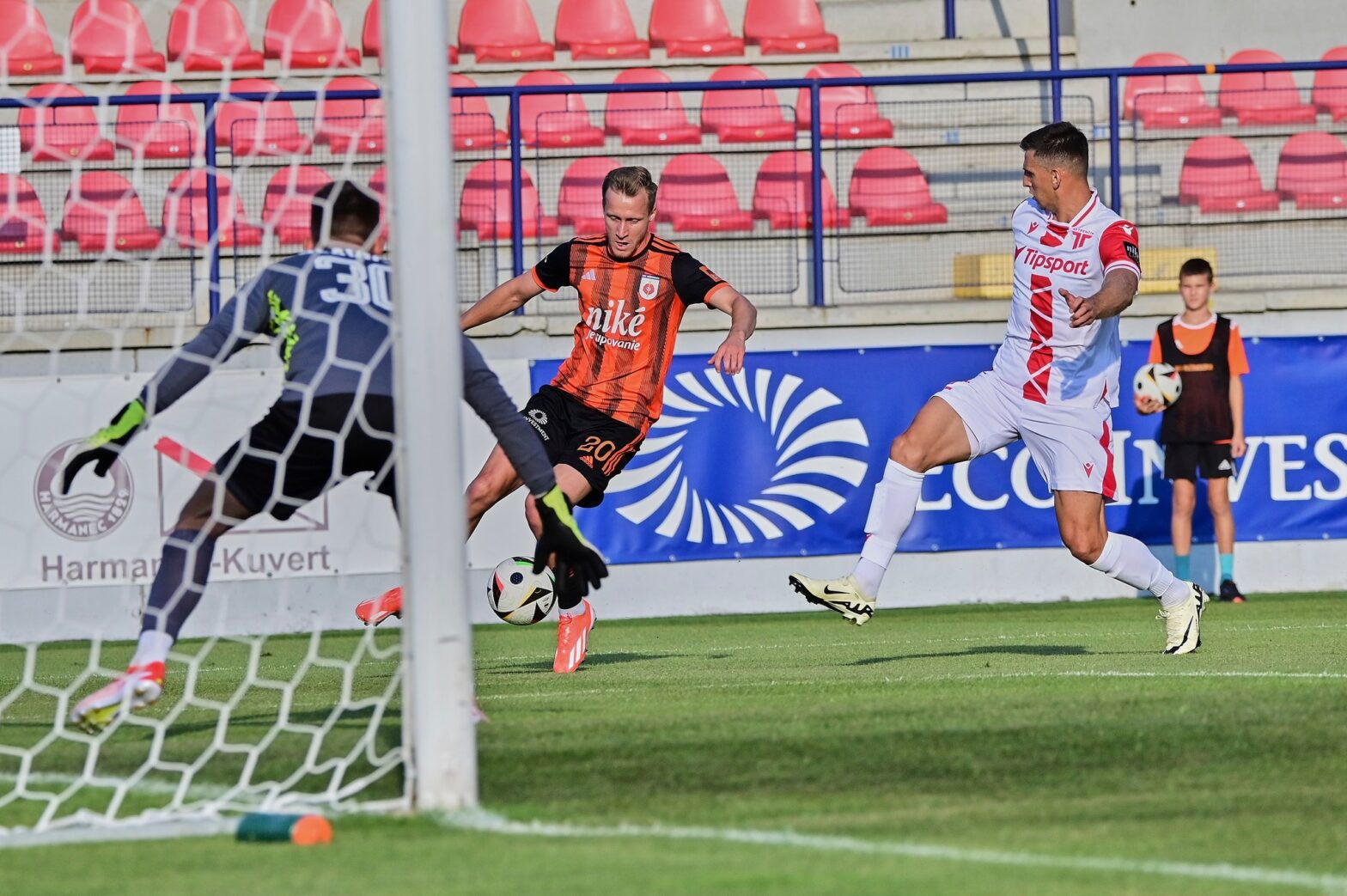 Debut navrátilca O. Smetanu v Trenčíne