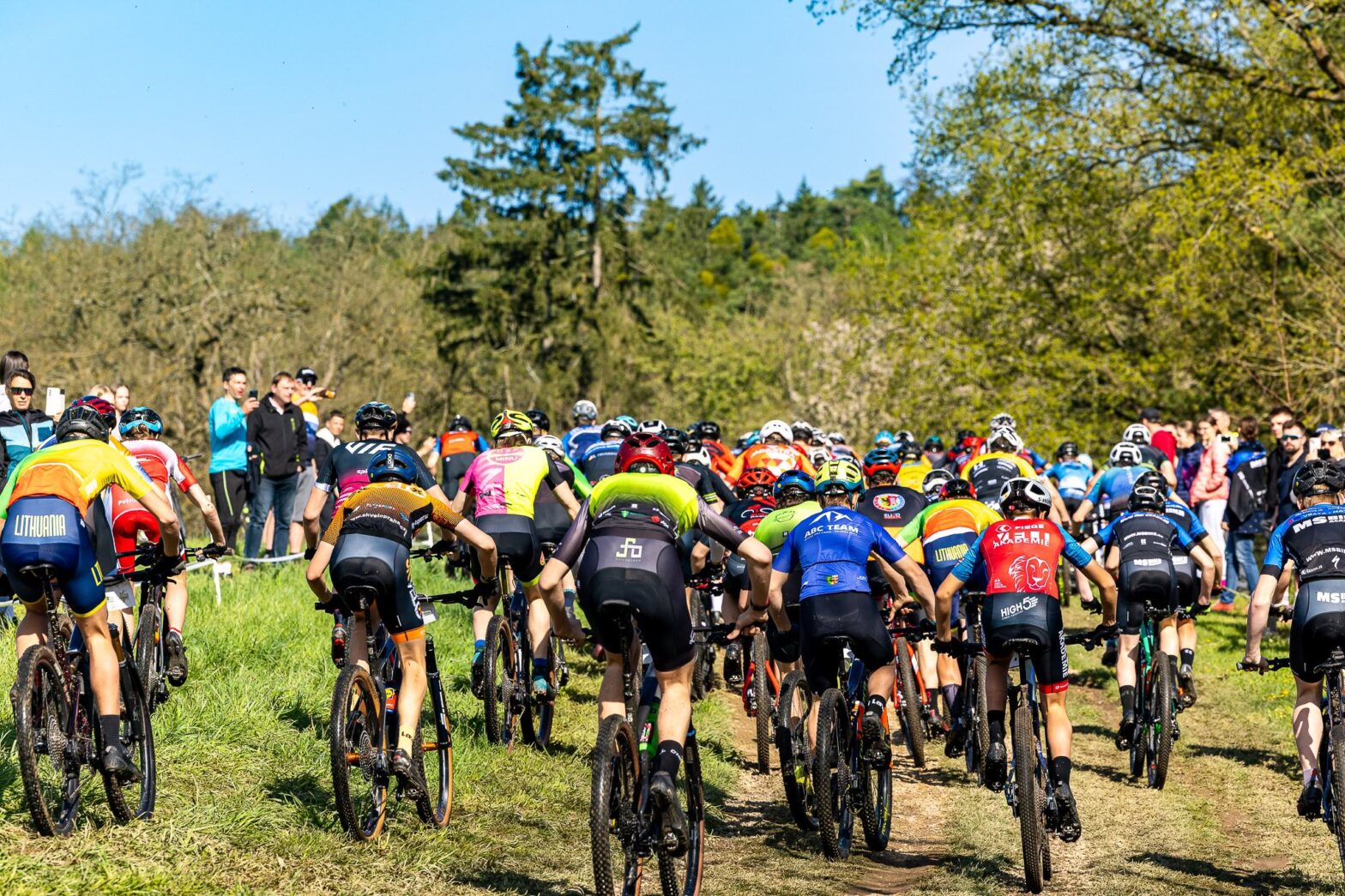 Cyklista M. Ulík trochu vypadol z rytmu