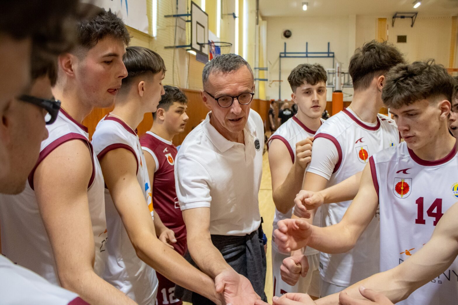 Ružomberskí juniori pod vysokou sieťou na republike tesne za pódiom