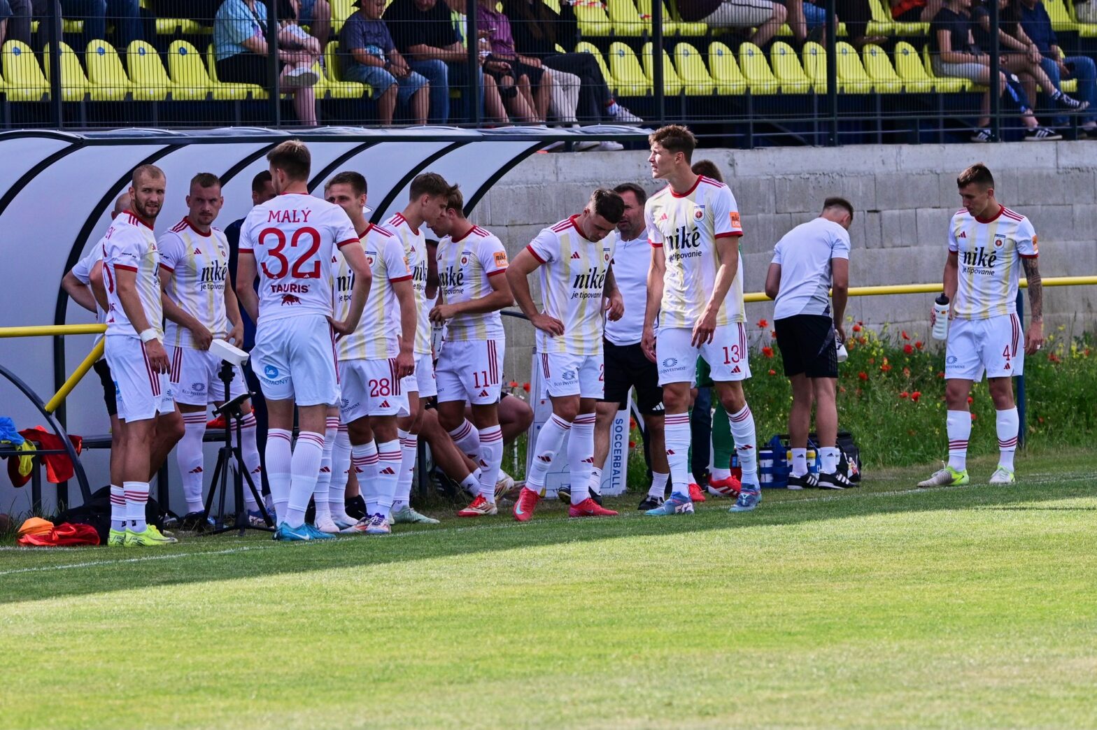 Zo včerajška si treba zobrať hlavne poučenia