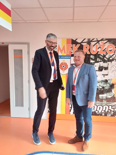 Predstavy dlhoročného a stabilného majiteľa futbalovej Ruže