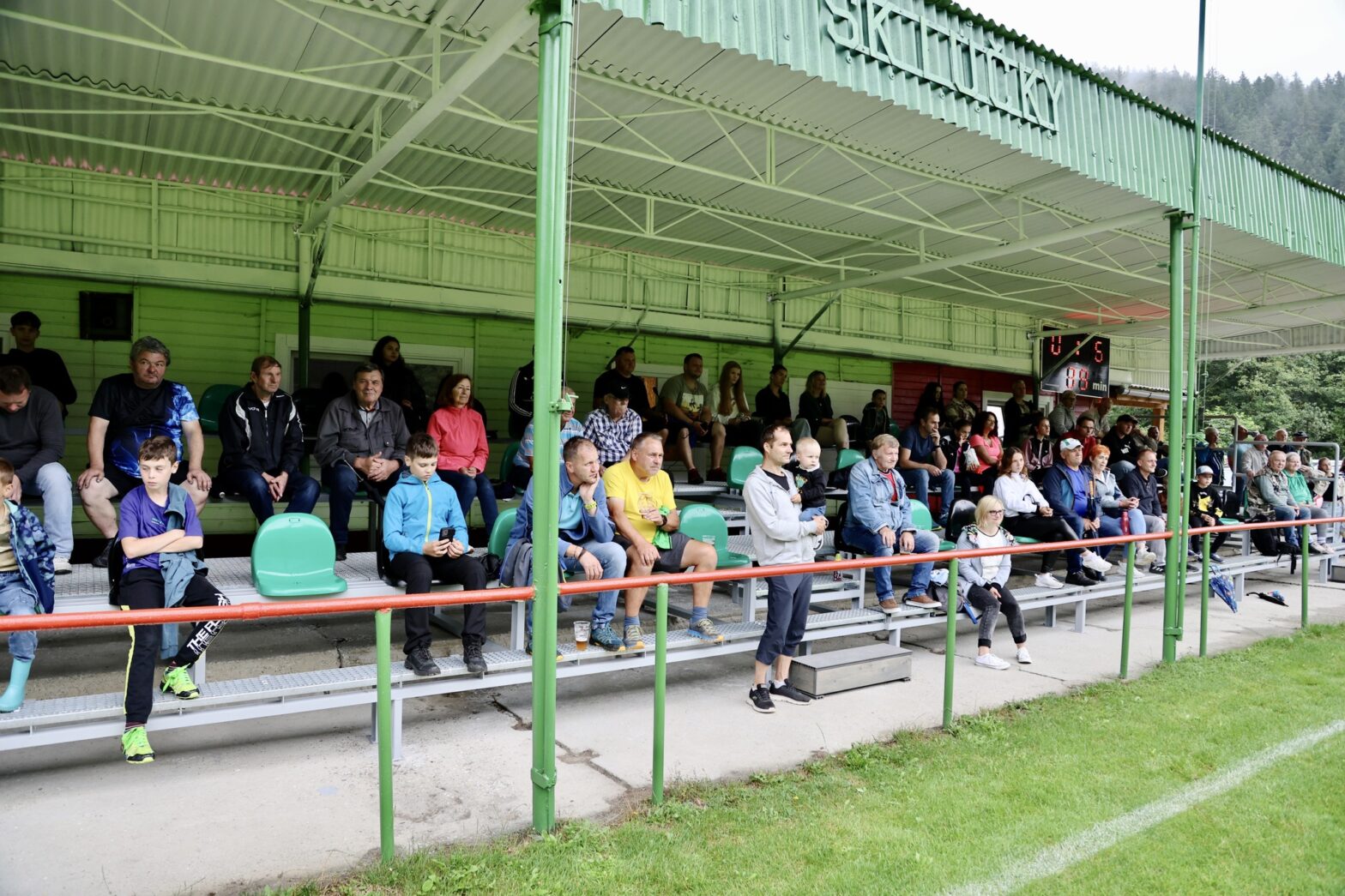 T. Bobček zariadil Lúčkam tribúnu