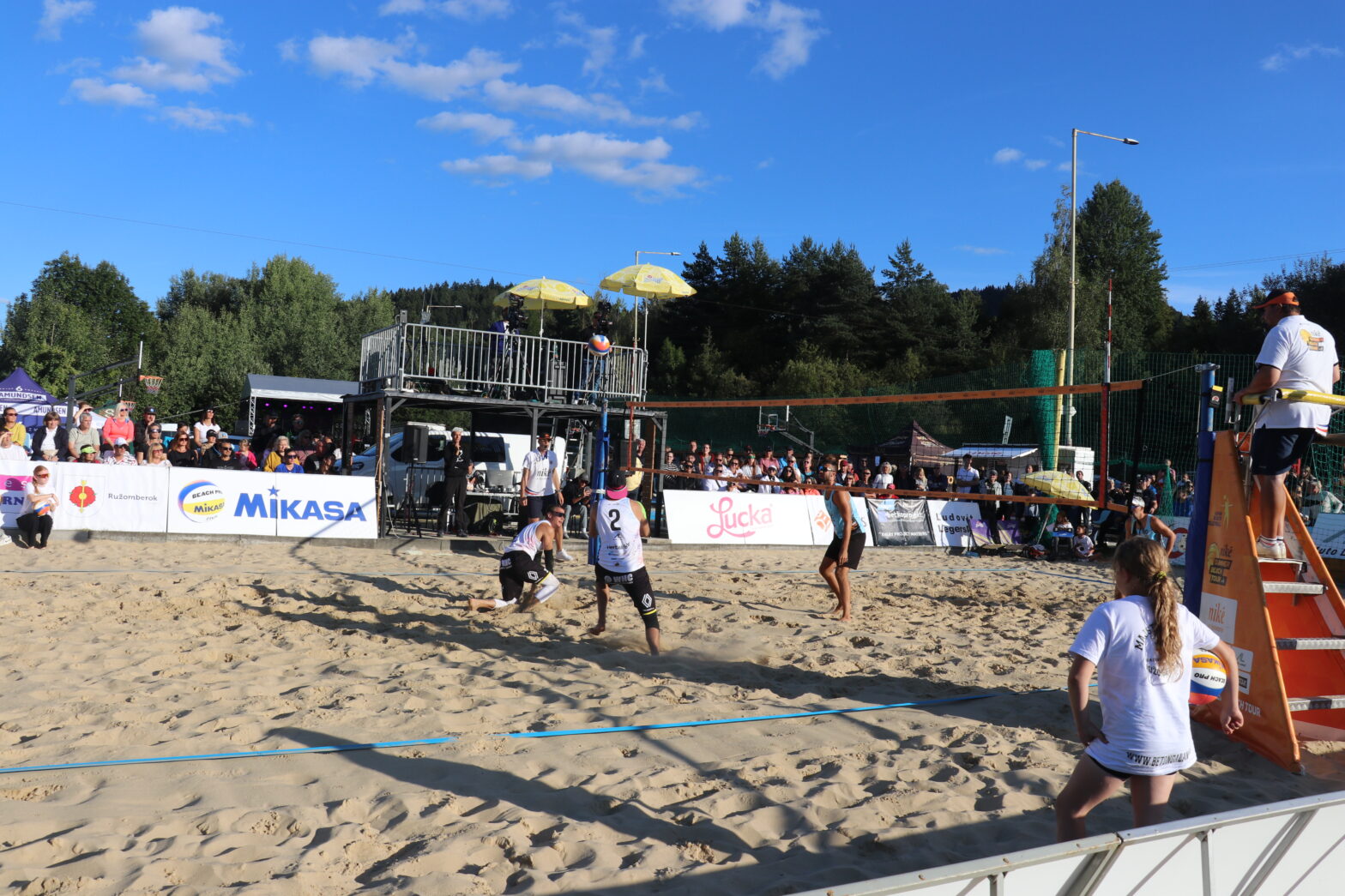 Na Klačne, na piesku, vládla pohoda