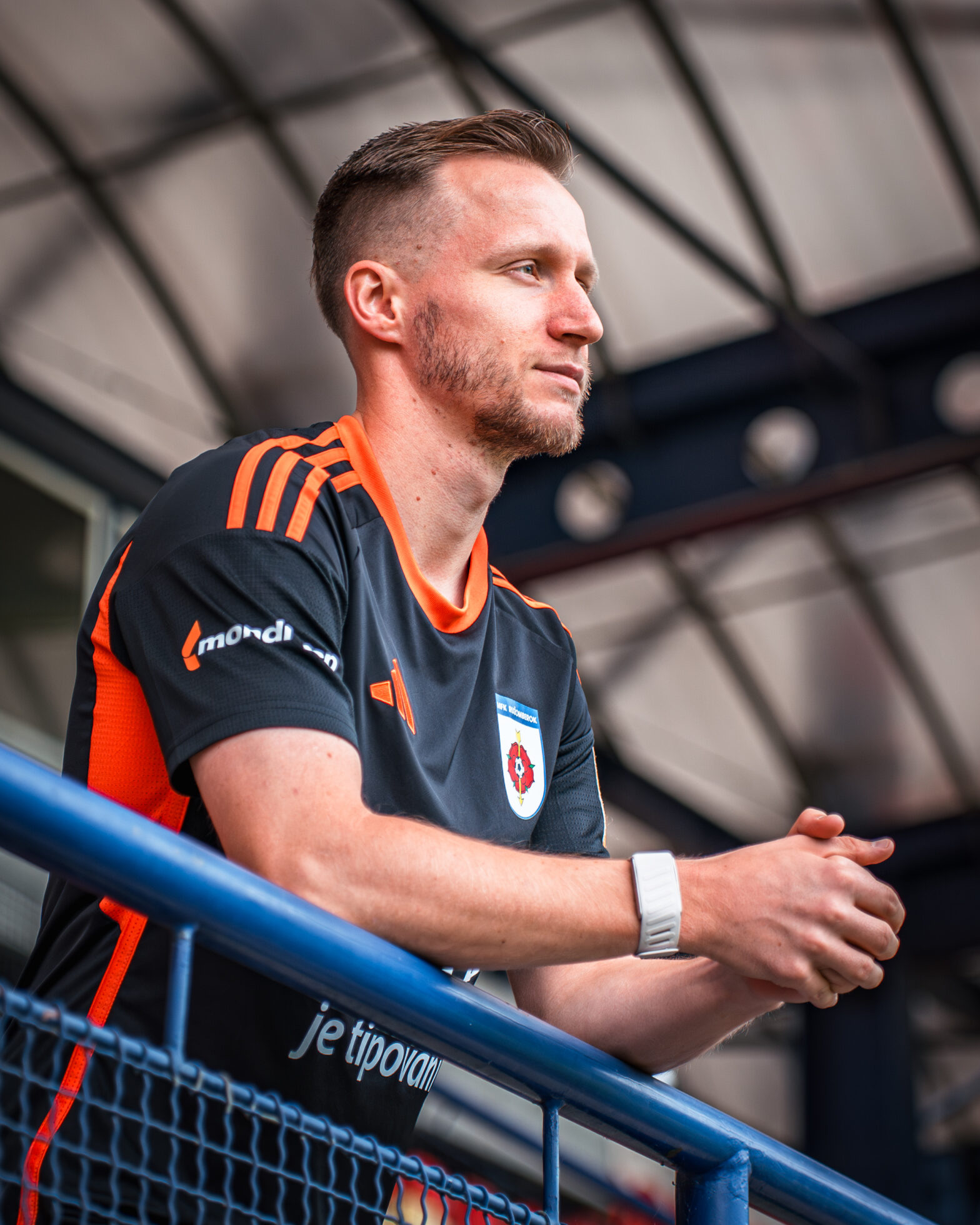 M. Chobot sa upísal o rok dlhšie