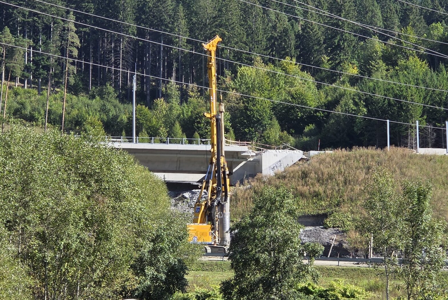 Minister dopravy pripustil možnosť posunu otvorenia diaľnice