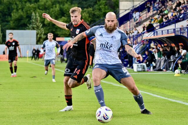 Tretie víťazstvo futbalovej Ruže a prvé doma, nad Podbrezovou 1:0