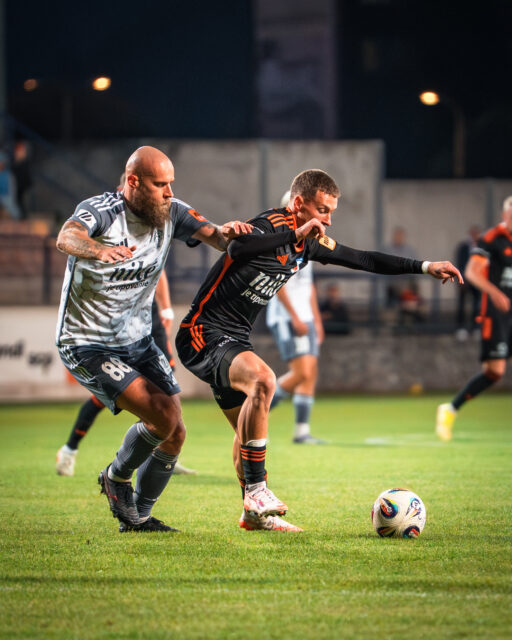 A. Tučný si dá kopačku zarámovať