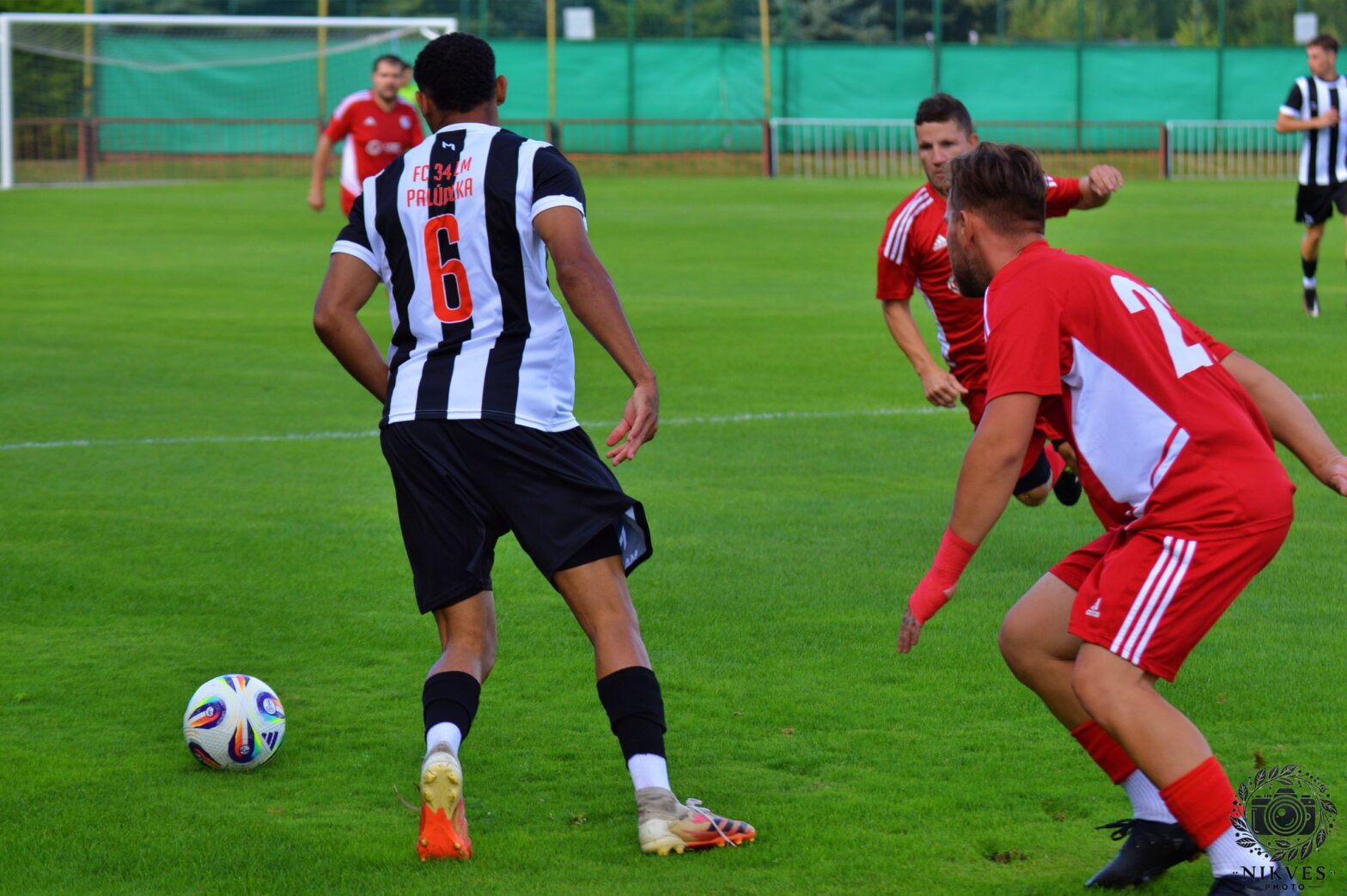 Pokračovali regionálne futbalové súťaže