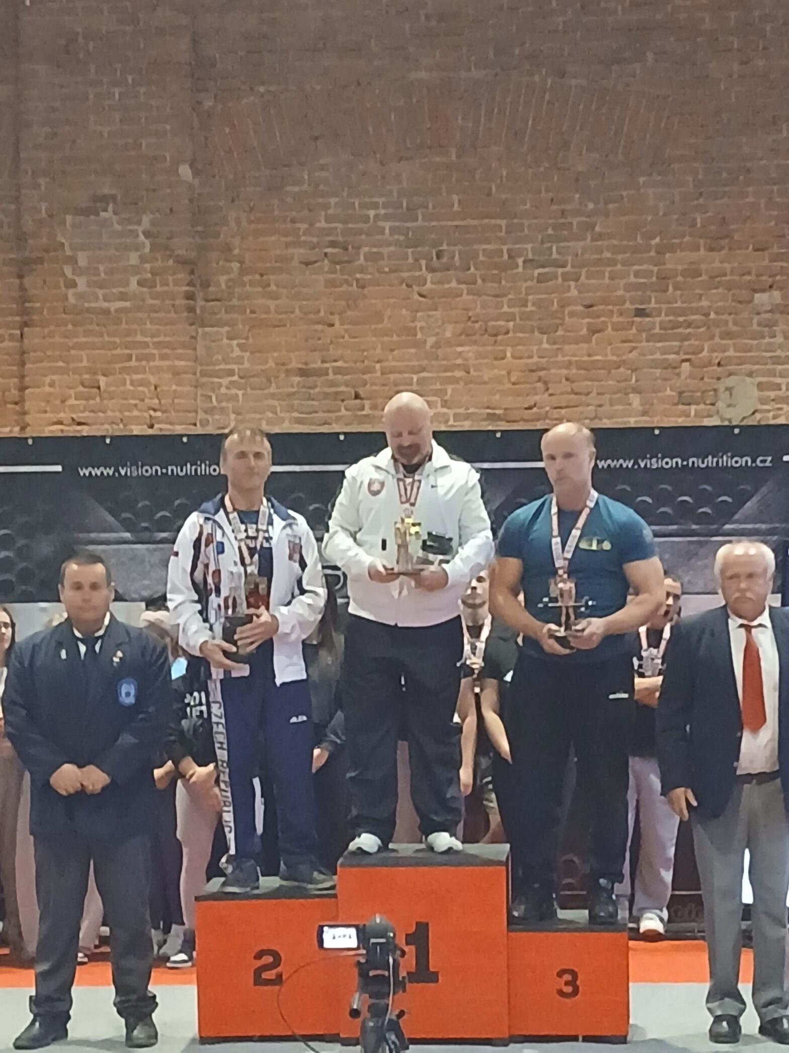 Silový trojbojár M. Bartánus bral dvakrát zlato u susedov