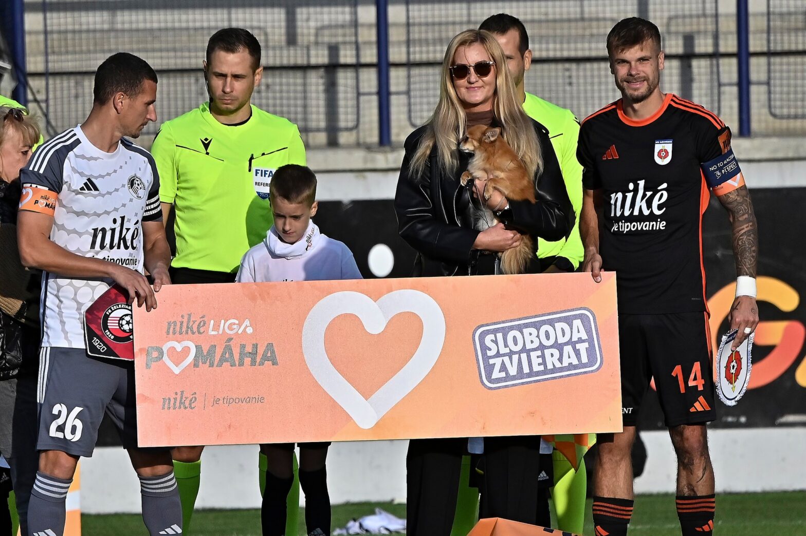 Niké liga pomáhala