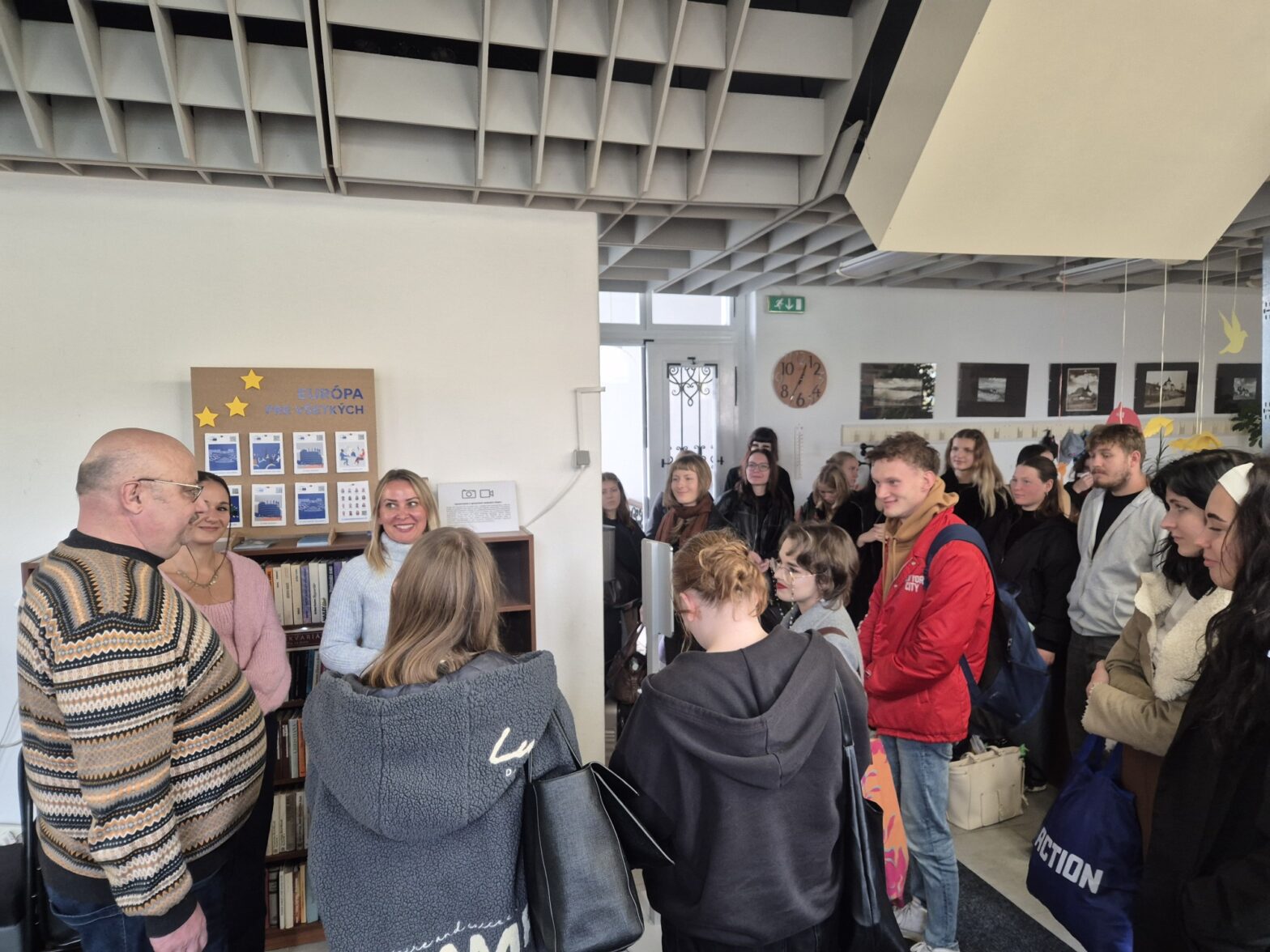 V knižnici na živo s M. Sarvašom