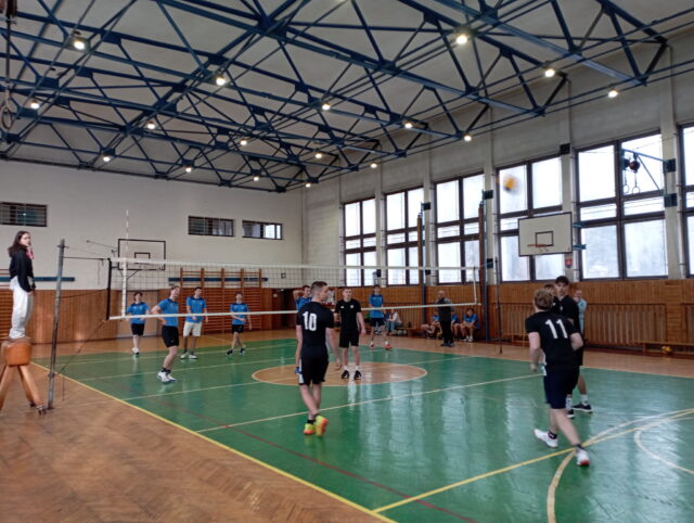 Školy v ružomberskom okrese pod vysokou sieťou