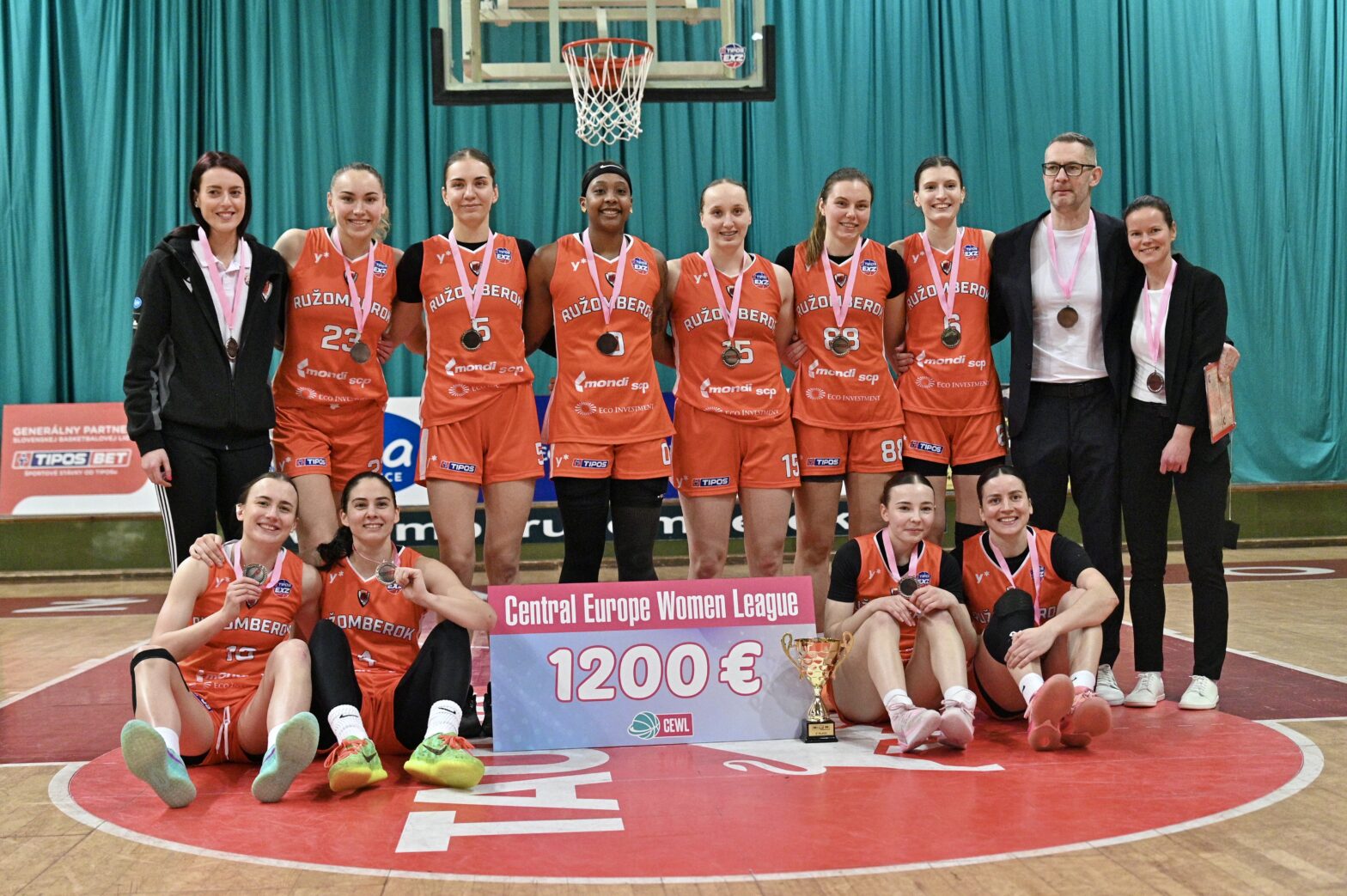 Tretie miesto Ruže v CEWL