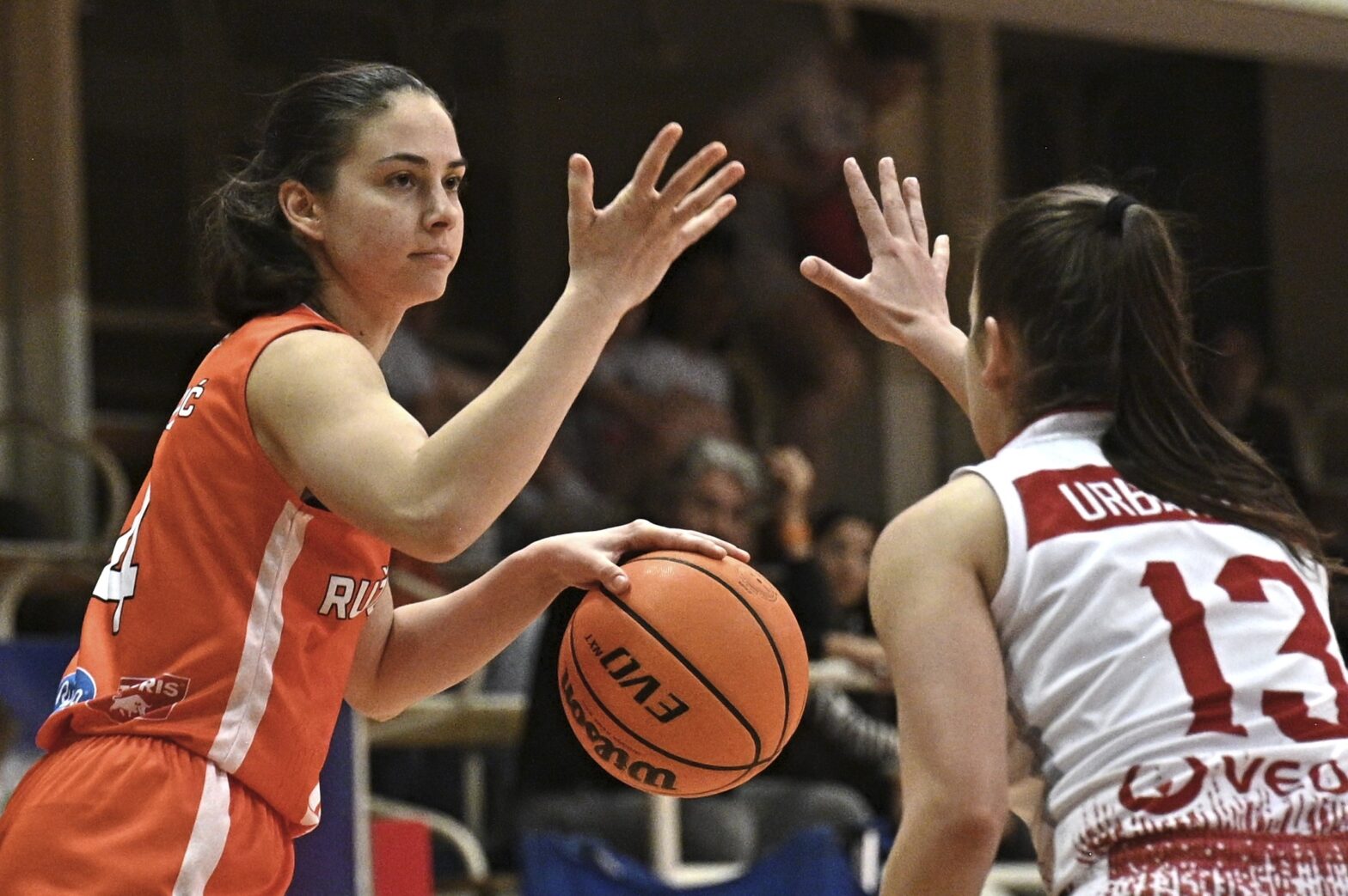 J. Suja: Treba aj rešpektovať, že nie sme stroje