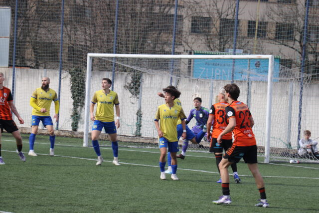 V nedeľu hrá doma béčko MFK s Bánovou