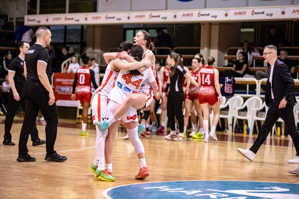 J. Suja: Dievčatá si zaslúžia veľký rešpekt, že zápas zlomili