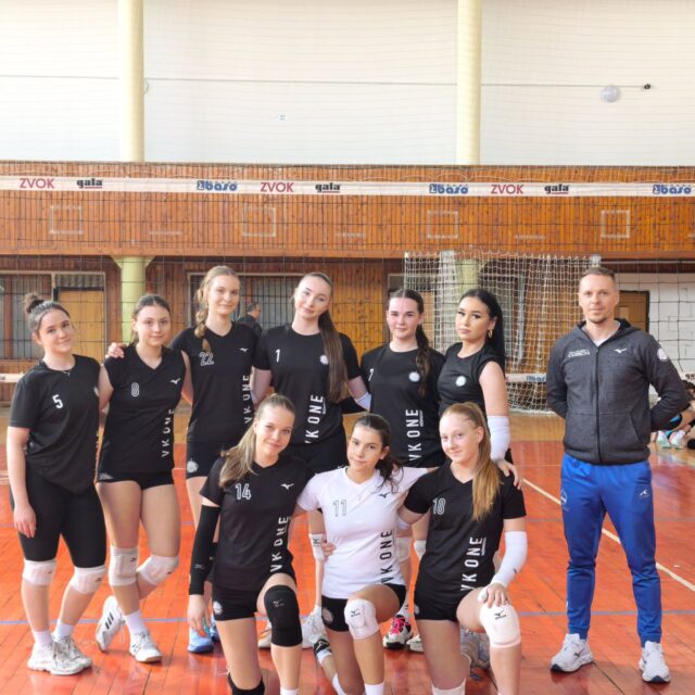 Kadetky a staršie žiačky: jedno víťazstvo - jedna prehra