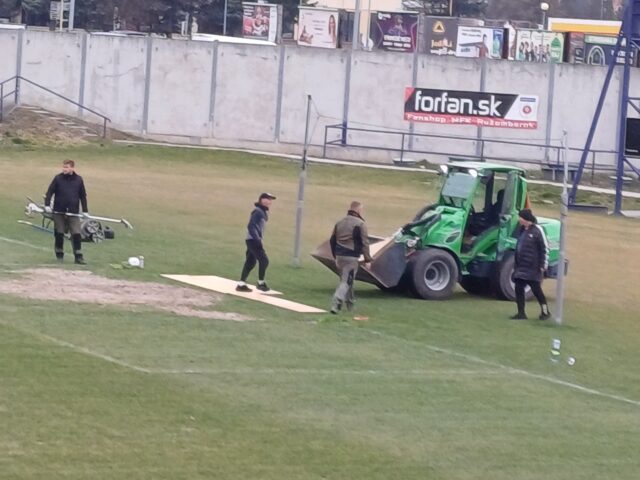 Čiastočná výmena trávnika v pokutových územiach