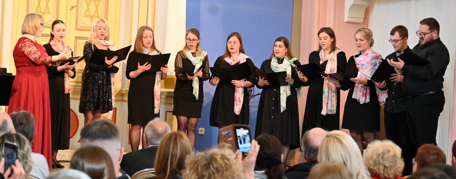 Učitelia umeleckej školy opäť príjemne prekvapili