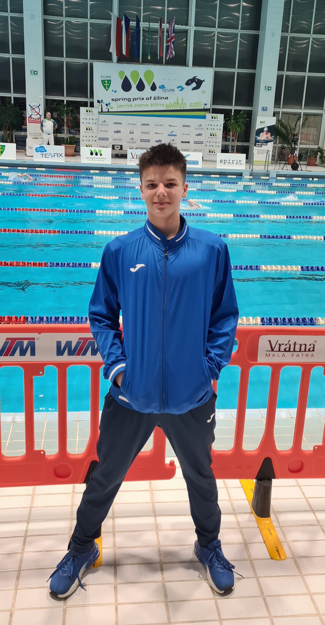 Tomáš Buc resty z vody dobieha v posilňovni