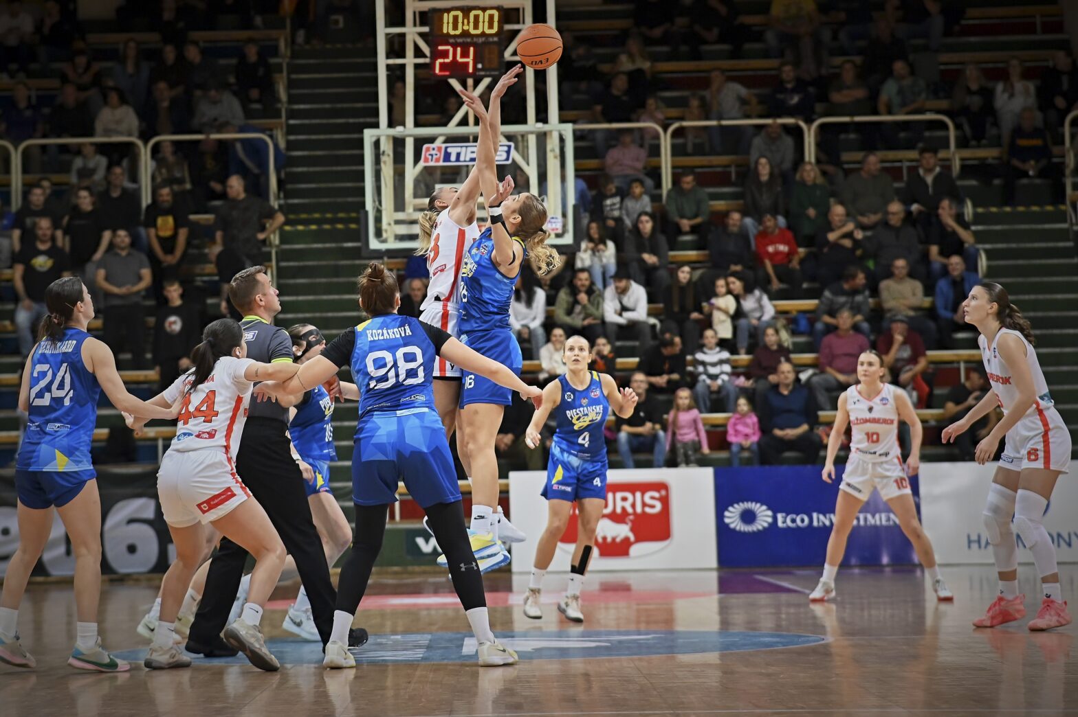 Finiš extraligy basketbalistiek začína v Piešťanoch