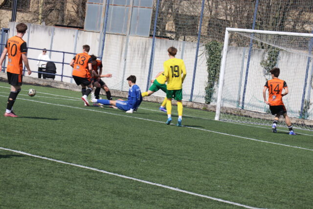 Dorastenecká mlaď spod Čebraťa podľahla Šošonom 1:7 na body
