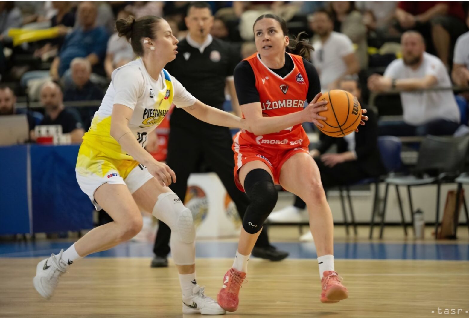 Čajky zdolali žabky 63:56