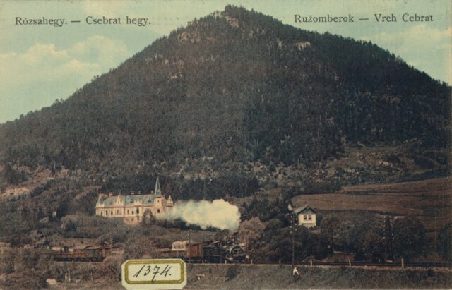 Kočiare ťahané parovozom jazdili aj na Liptove