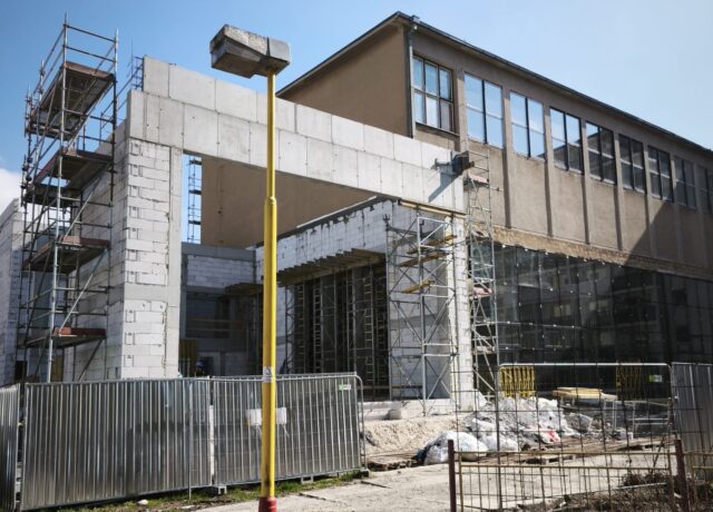 Drahšia rekonštrukcia plavárne. Nie som nadšený, no je to stále menšie zlo, než projekt zastaviť