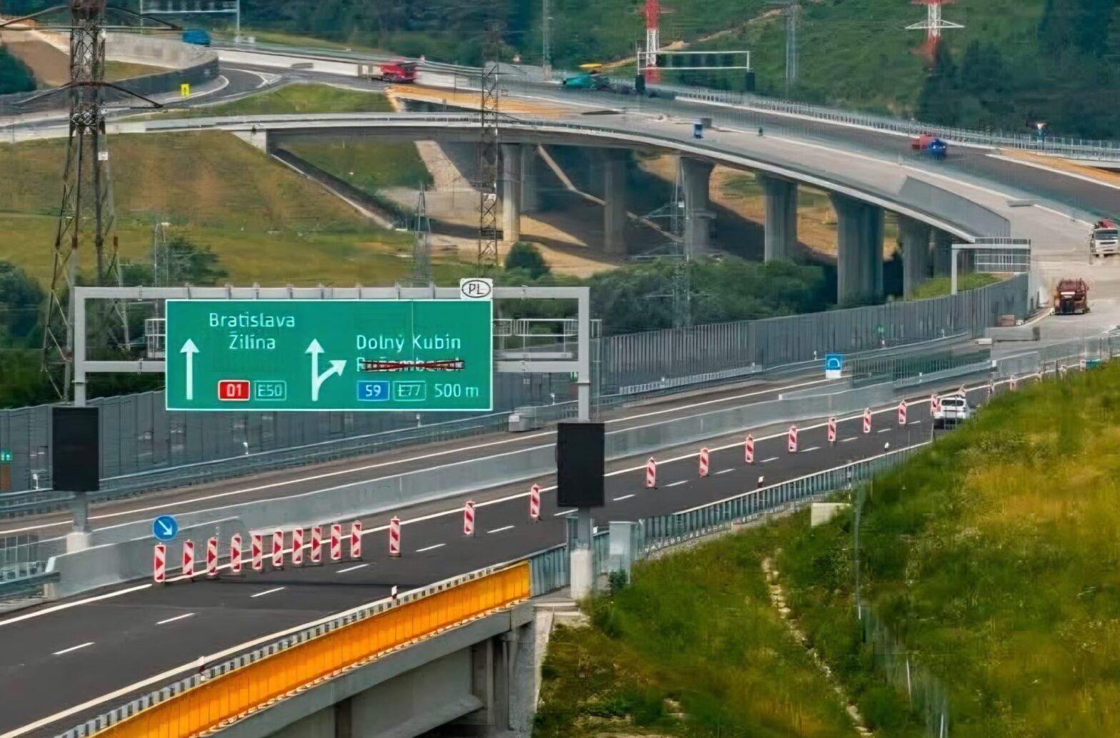 Zosuv na D1 pri Likavke je skolaudovaný, ale presný termín otvorenia sme sa nedozvedeli