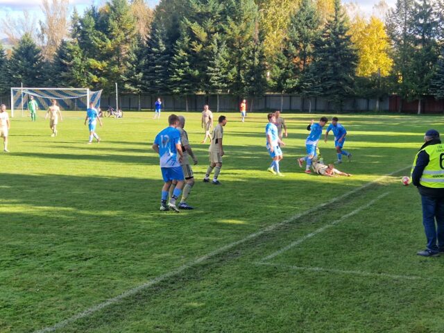 Pokračovali regionálne futbalové súťaže