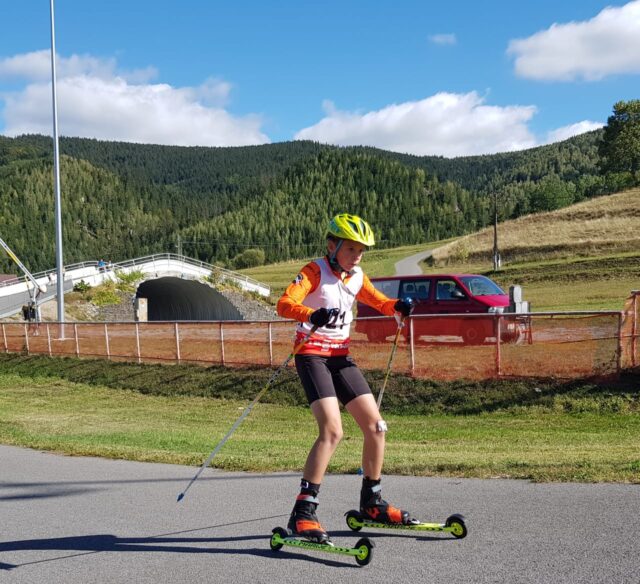 Biatlon na kolieskových korčuliach