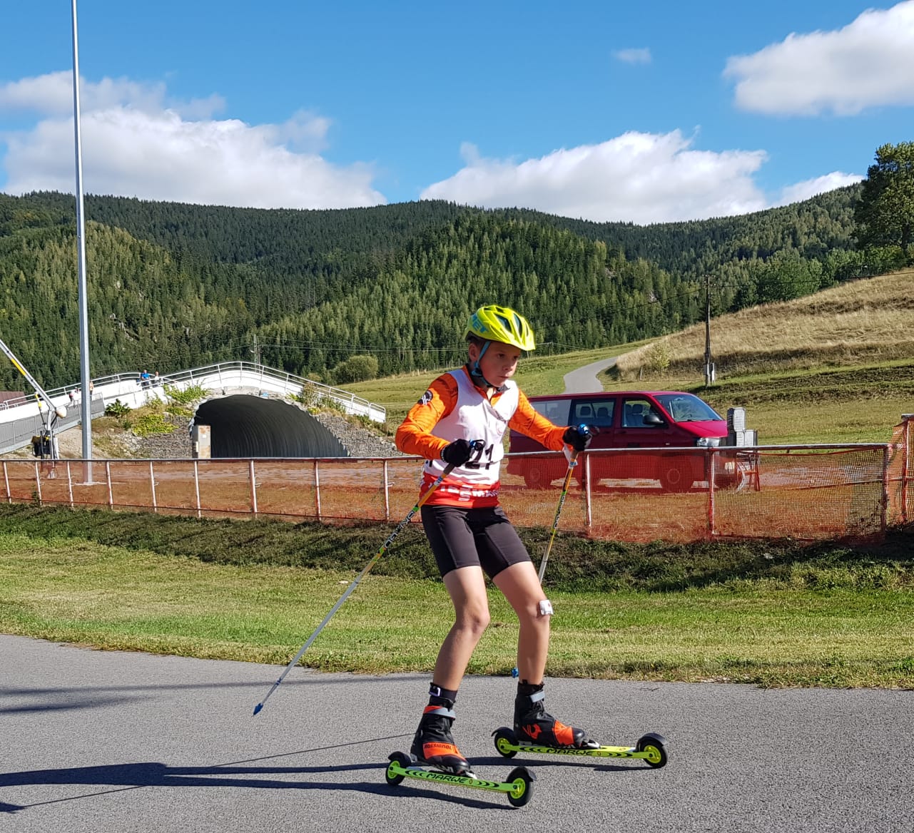 Biatlon na kolieskových korčuliach