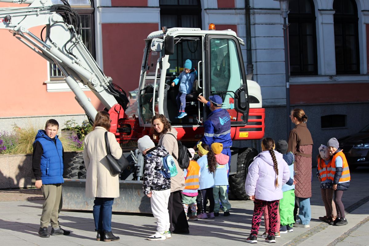 Priestor pri radnici sa premenil na veľké zážitkové a zábavné ihrisko