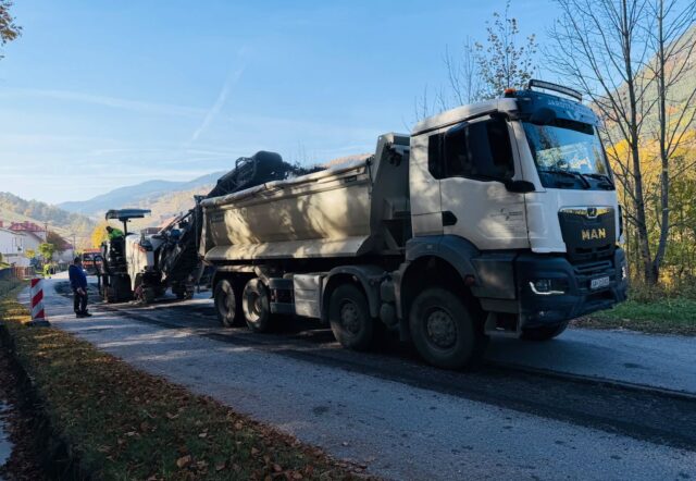 V Bielom Potoku opravujú cestu, počítajte s dopravnými obmedzeniami a obchádzkami