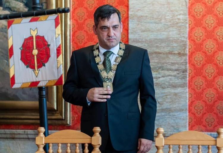 Komunálne voľby v Ružomberku: Primátorom ostáva Ľubomír Kubáň